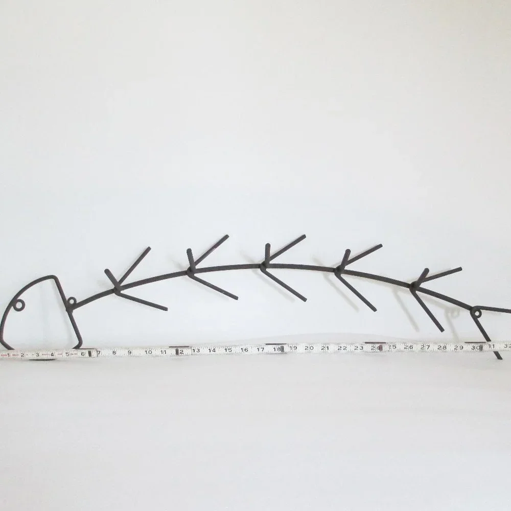 RUSTIC WROUGHT IRON COAT HOOK WALL RACK